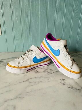 Nike Court Legacy Lift 'White Multi-Colored gender neutral, size 7c